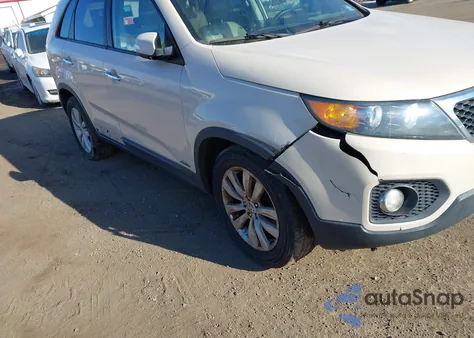 2011 Kia Sorento Ex V6 z USA, uszkodzony, nr VIN 5XYKUDA2XBG042564
